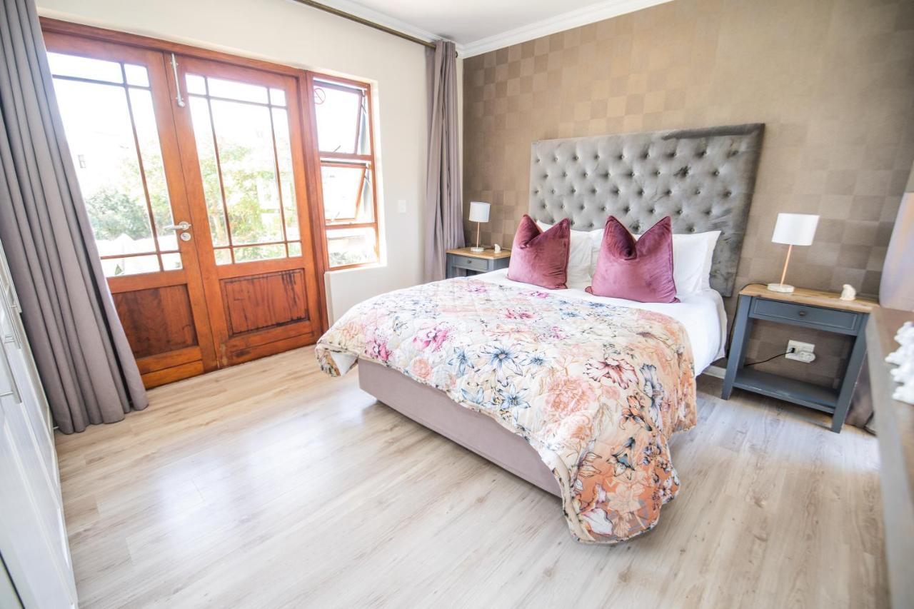 Six Whale Rock Gardens With Back Up Power For Load Shedding Lejlighed Plettenberg Bay Eksteriør billede
