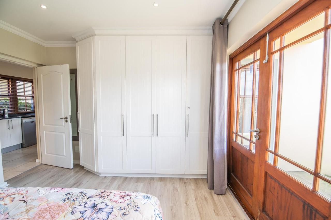 Six Whale Rock Gardens With Back Up Power For Load Shedding Lejlighed Plettenberg Bay Eksteriør billede