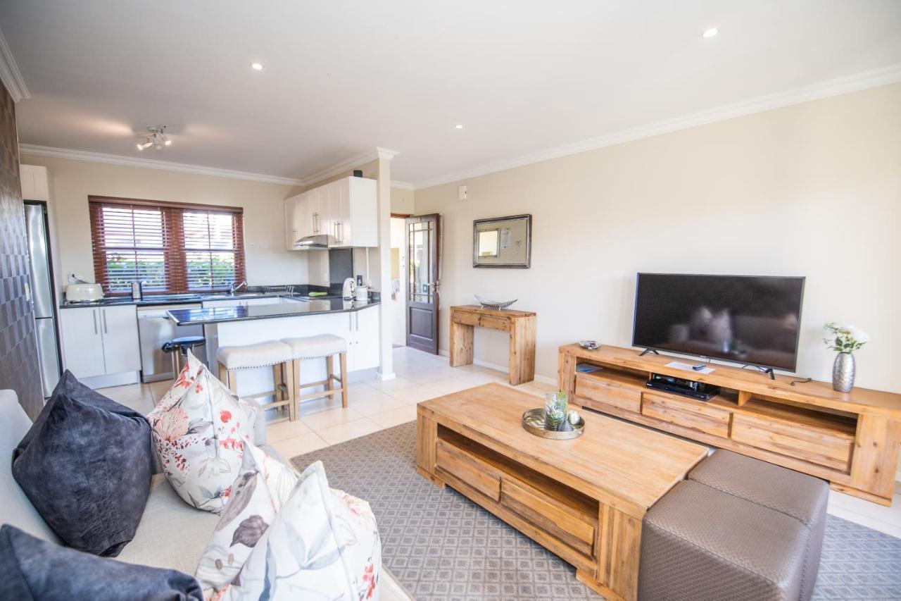 Six Whale Rock Gardens With Back Up Power For Load Shedding Lejlighed Plettenberg Bay Eksteriør billede