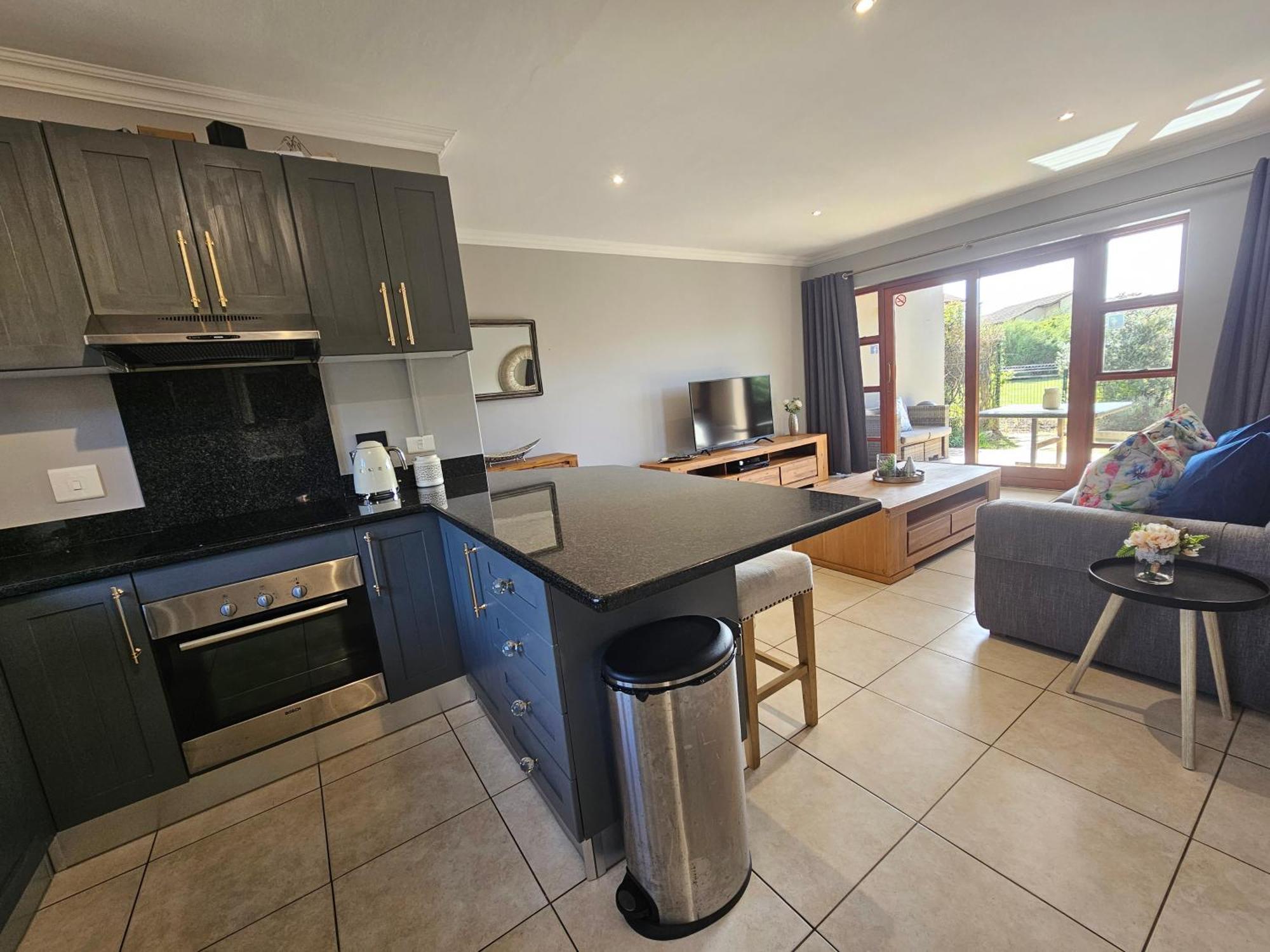 Six Whale Rock Gardens With Back Up Power For Load Shedding Lejlighed Plettenberg Bay Eksteriør billede